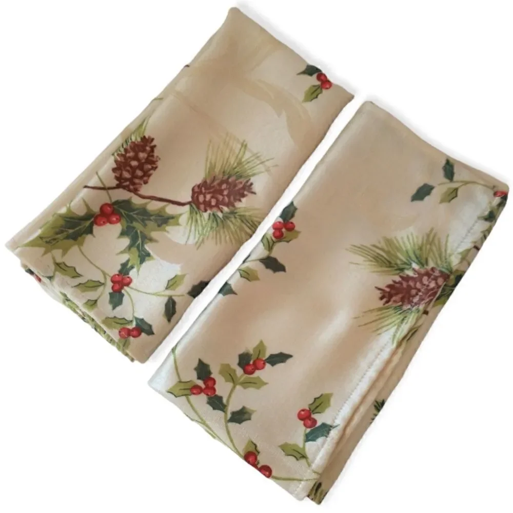 St Nicholas‎ Square Christmas Napkin Cloth Fabric Set of 2 Winter Pine Branches.